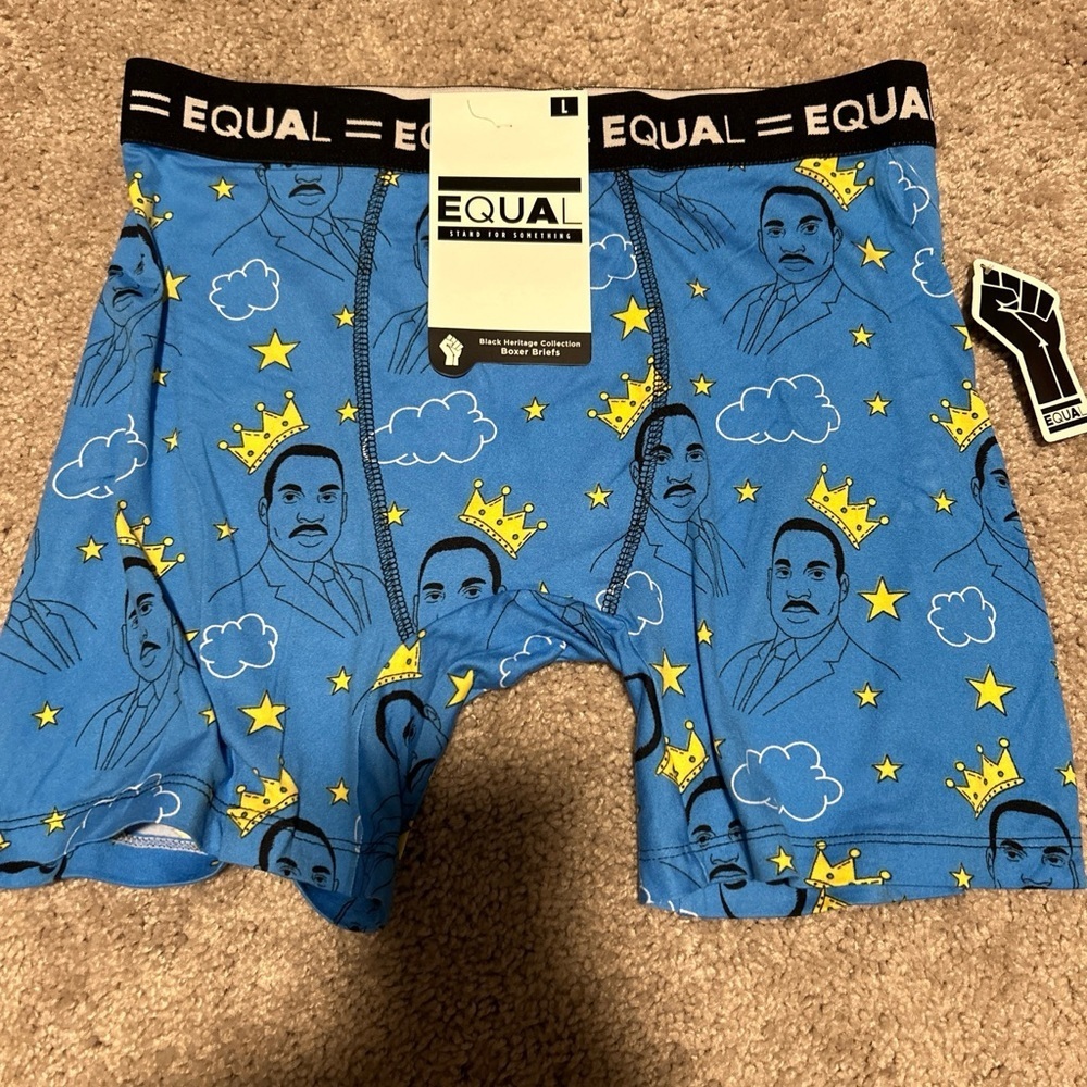 EQUAL Black Heritage Martin Luther King Crown Stars Clouds Boxer Men's NWT Large
